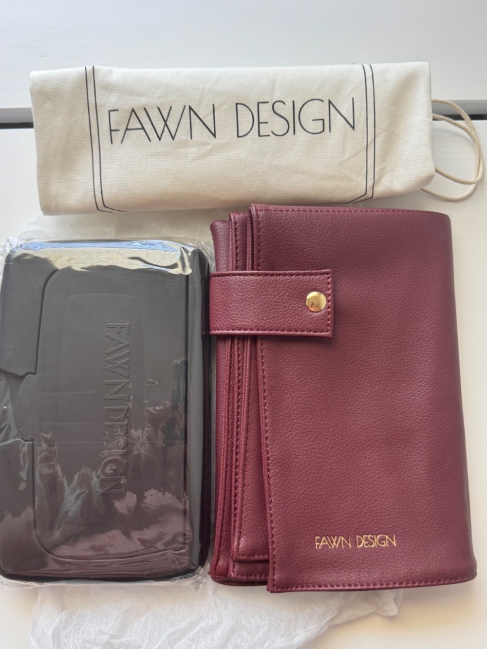 BRAND NEW | Fawn Design changing pad & wipe container